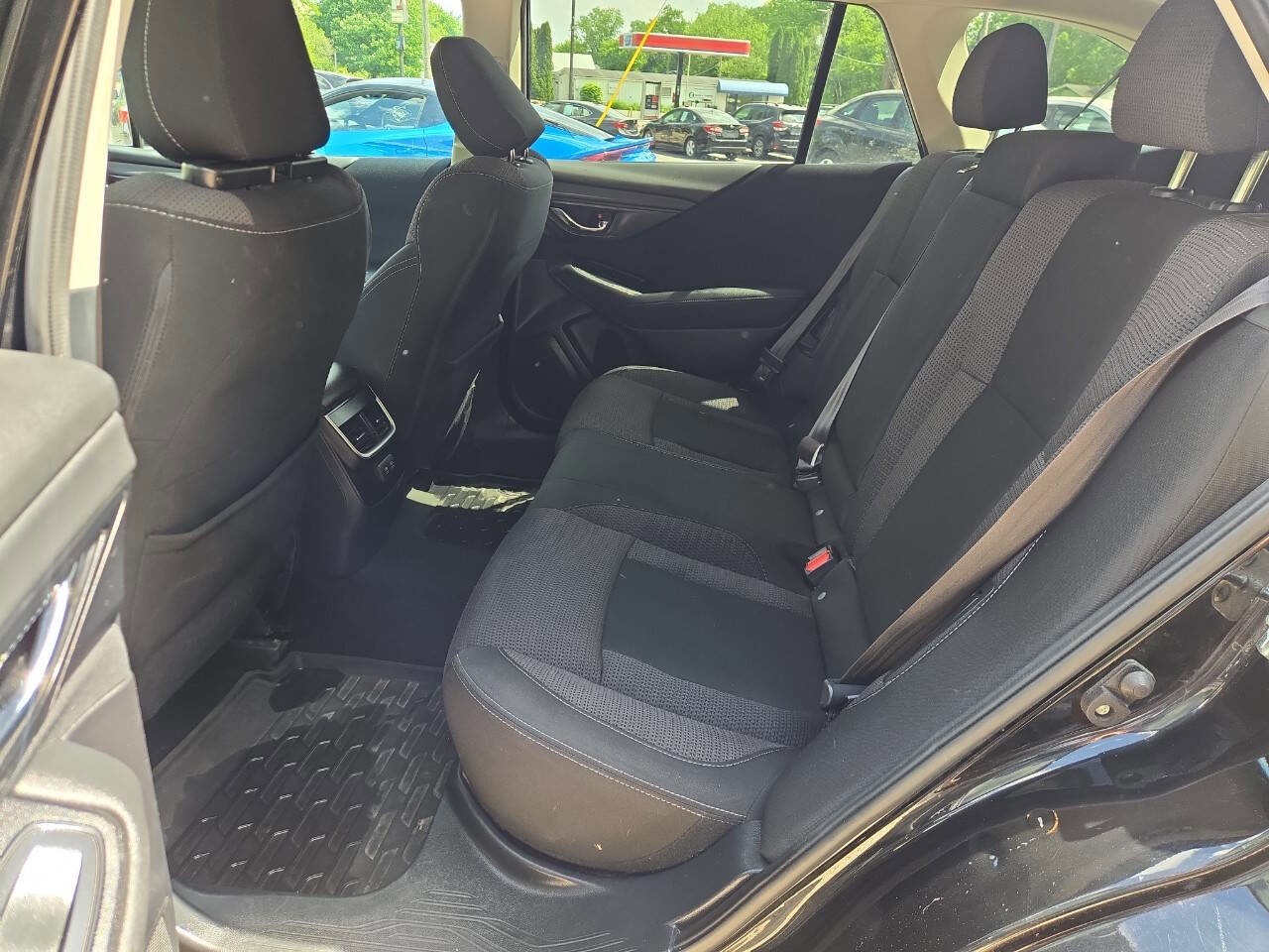 Used 2022 Subaru Outback Premium AWD/4WD image 16