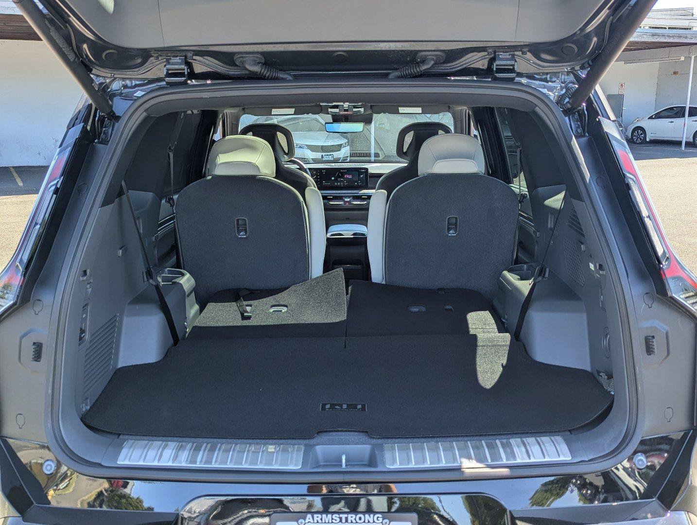 Used 2024 Kia EV9 GT-Line AWD/4WD image 38