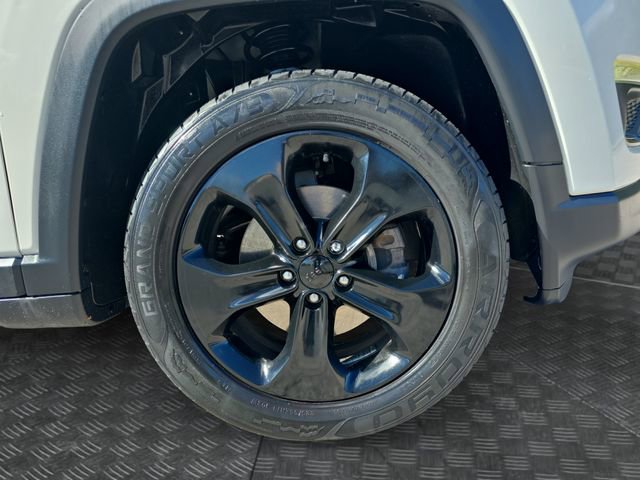 Used 2018 Jeep Compass Latitude image 36
