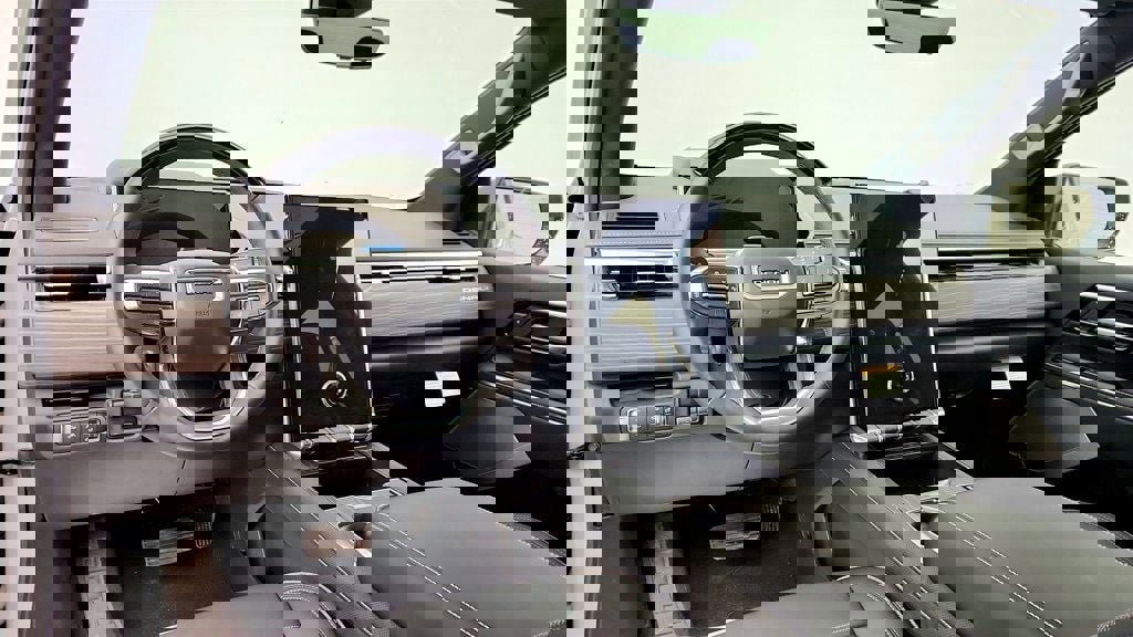 Used 2025 GMC Sierra EV Denali image 12