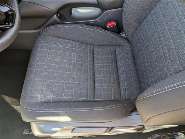 New 2025 Honda HR-V LX image 4