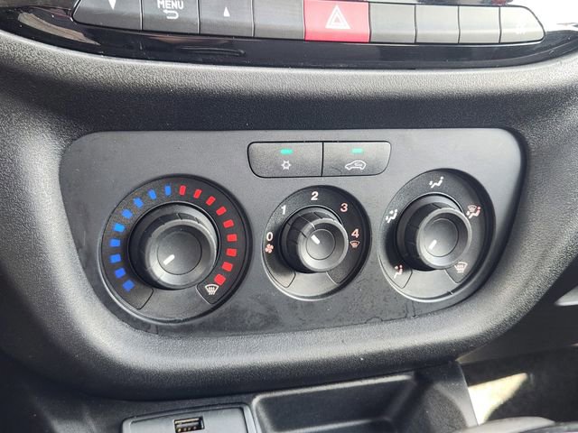 Used 2015 RAM ProMaster City Tradesman w/ Rear Back-up Camera Group image 19