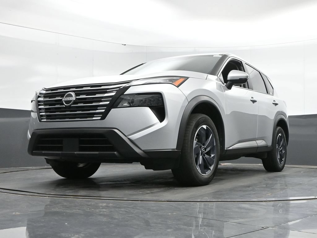 Used 2024 Nissan Rogue SV FWD image 44