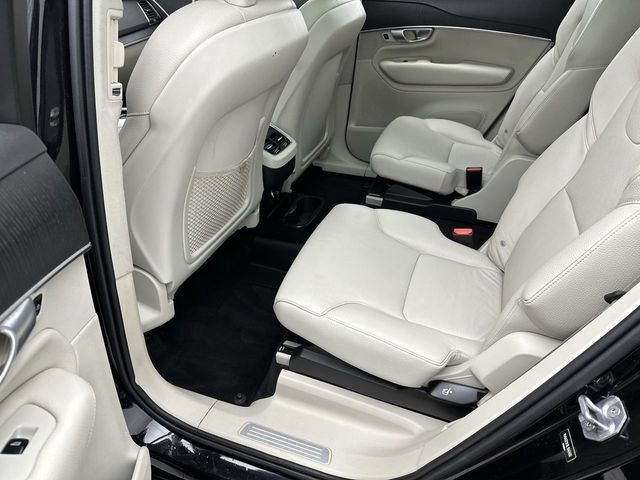 Used 2020 Volvo XC90 T6 Momentum w/ Protection Package Premier AWD/4WD image 24