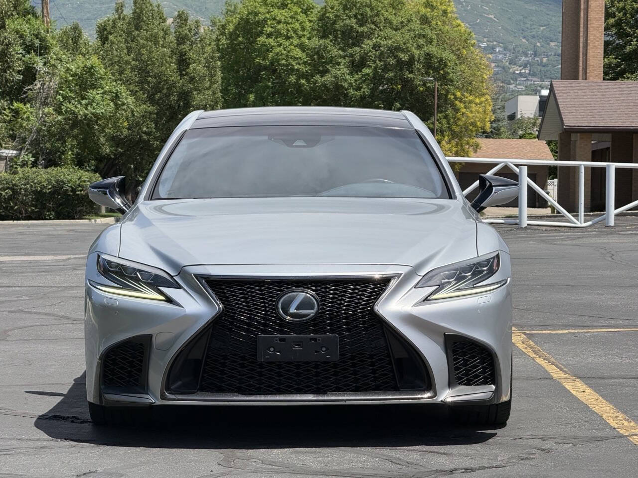 Used 2018 Lexus LS 500 F Sport w/ Accessory Package (Z2) RWD image 2