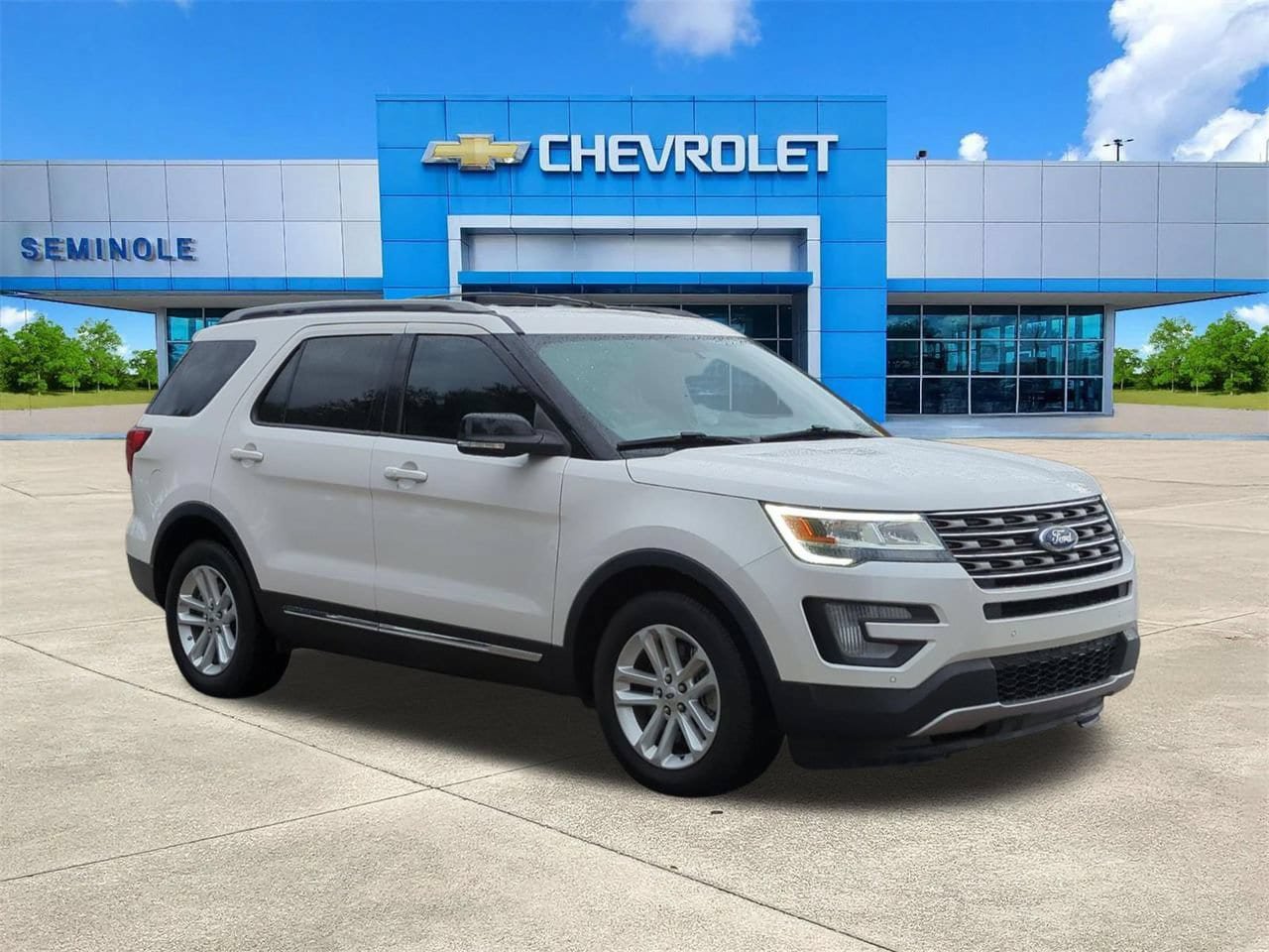 Used 2017 Ford Explorer XLT w/ Equipment Group 202A