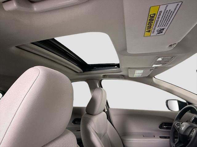 Used 2018 Honda HR-V EX image 18