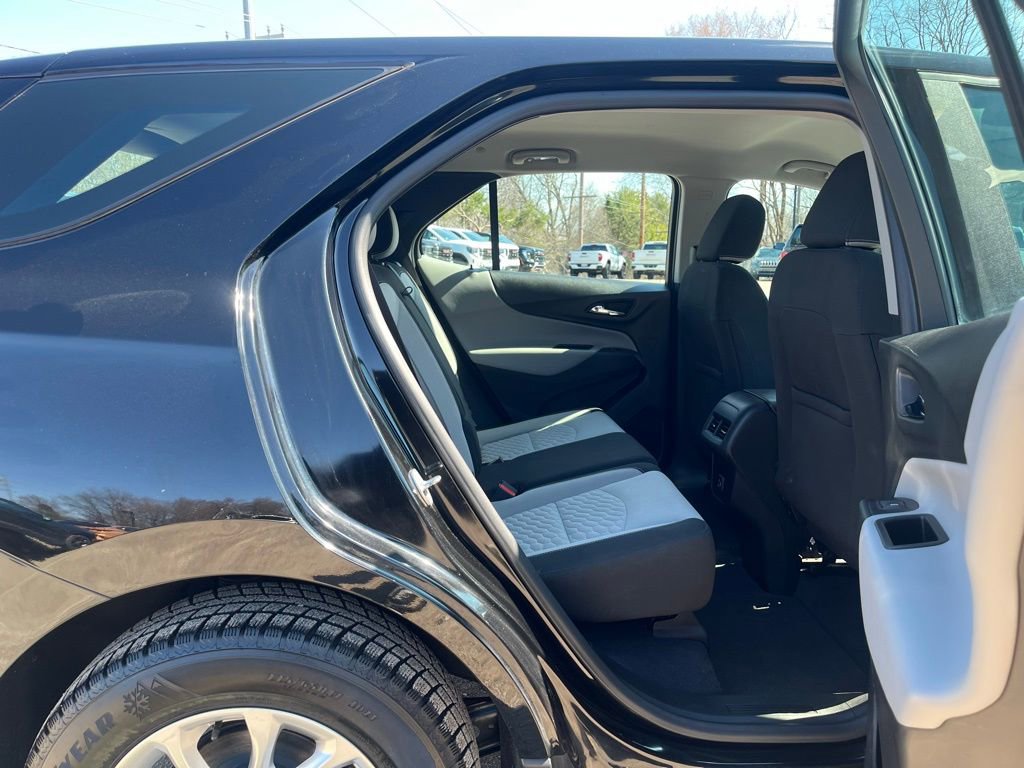 Used 2020 Chevrolet Equinox LS image 29