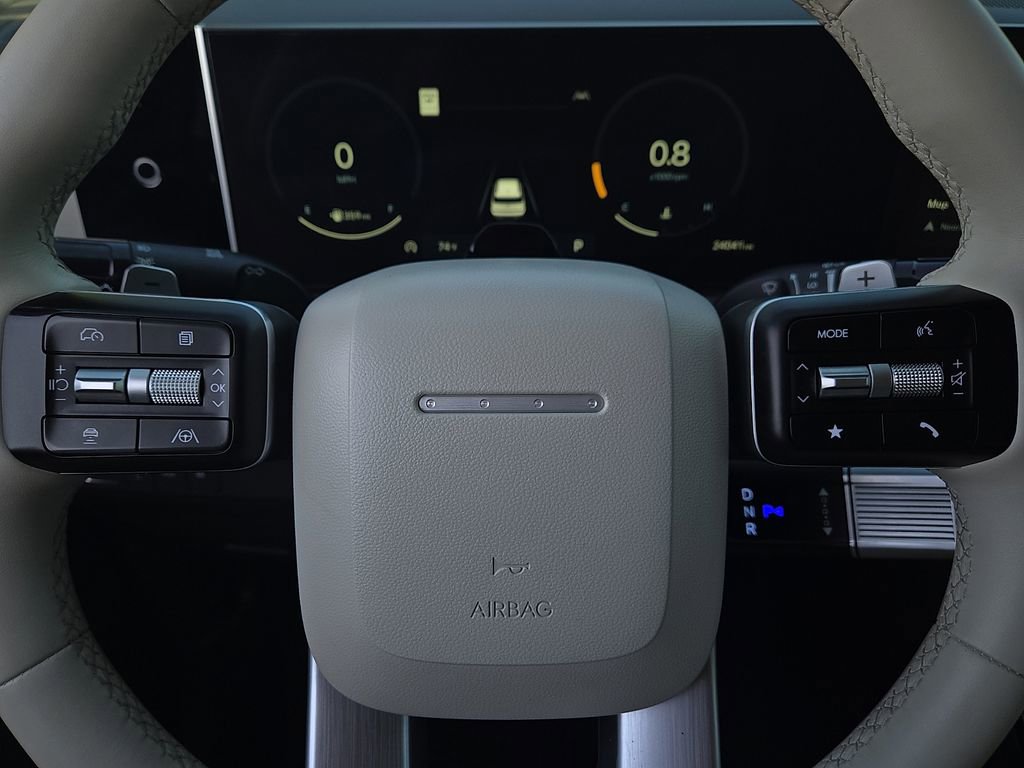 Used 2024 Hyundai Santa Fe Limited FWD image 20