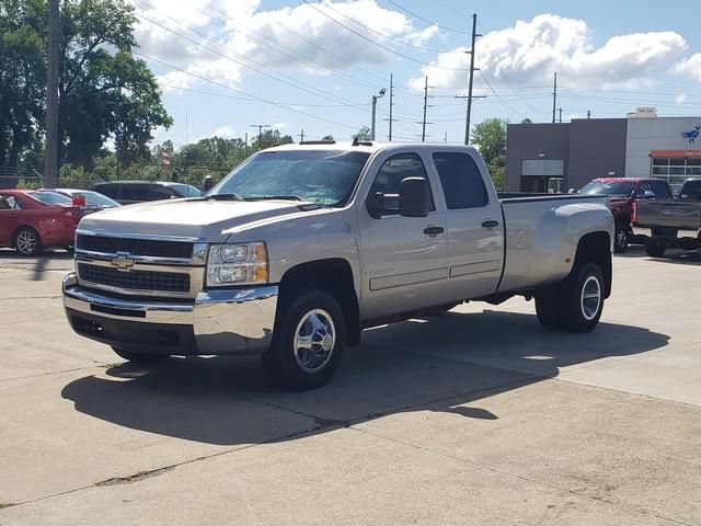 Used 2008 Chevrolet Silverado 3500 LT AWD/4WD image 9