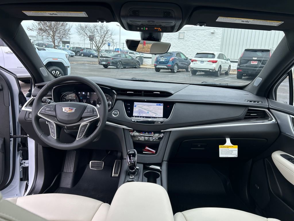 New 2026 Cadillac XT5 Sportv w/ LPO, Floor Liner Package image 24