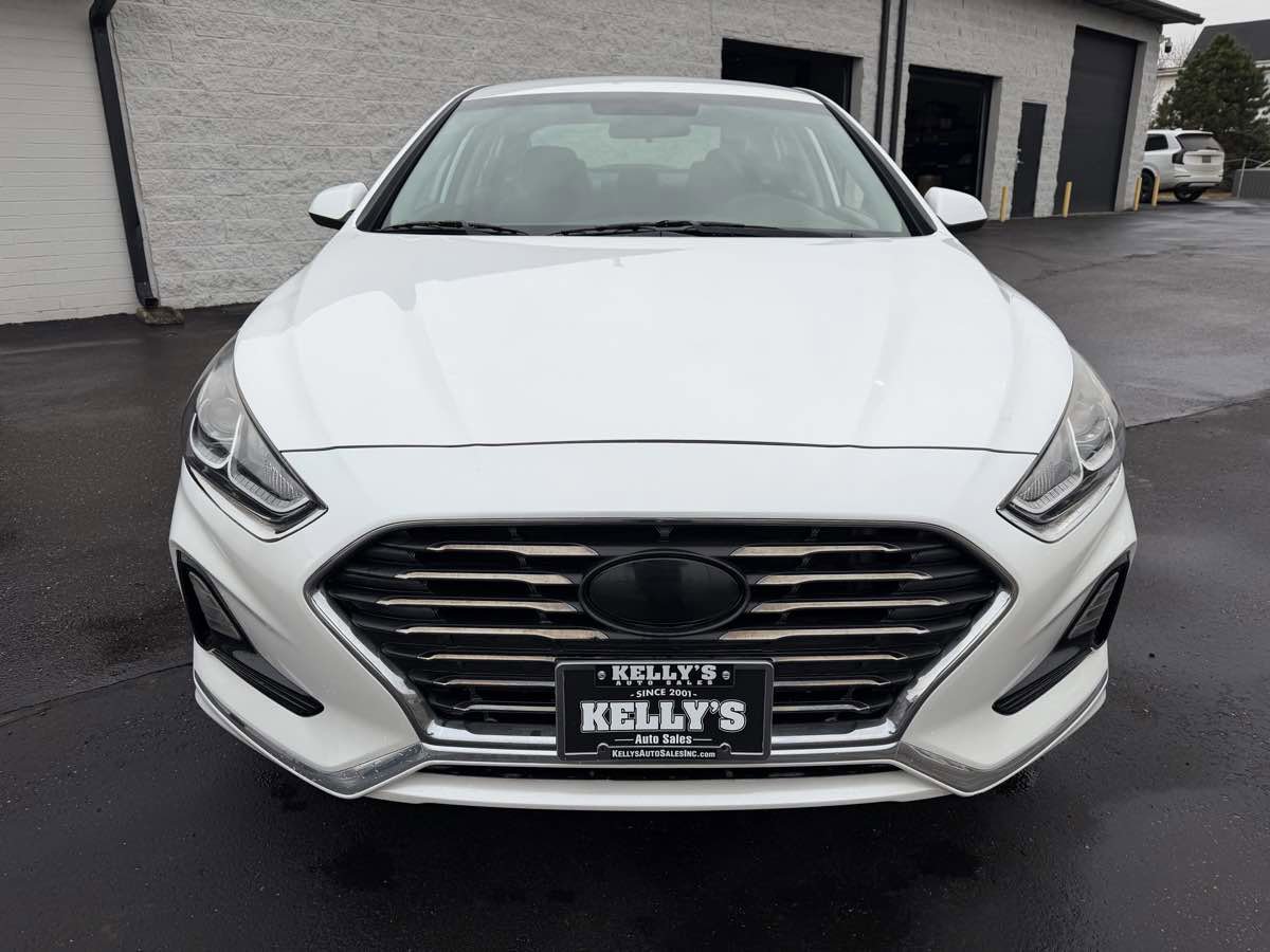 Used 2018 Hyundai Sonata SE w/ Cargo Package FWD image 6