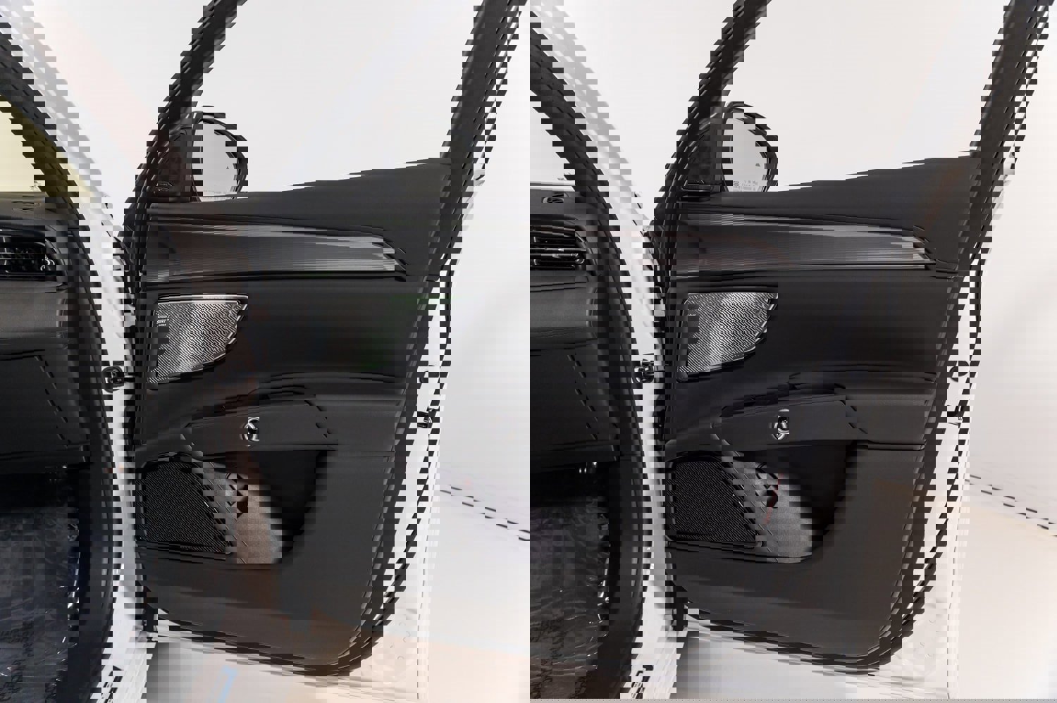 Used 2024 Maserati Grecale GT image 22