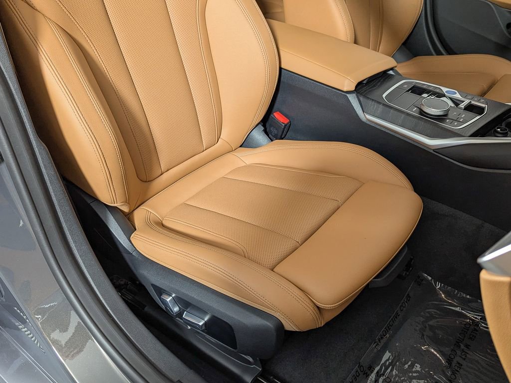 Certified 2023 BMW i4 eDrive35 w/ Premium Package image 27