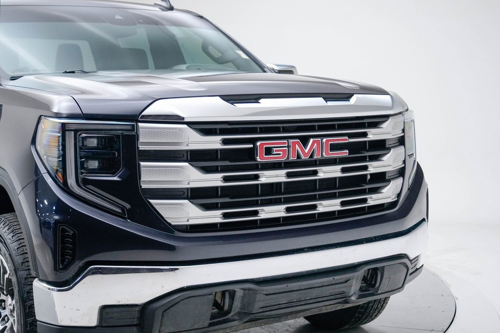 Used 2022 GMC Sierra 1500 SLE image 4