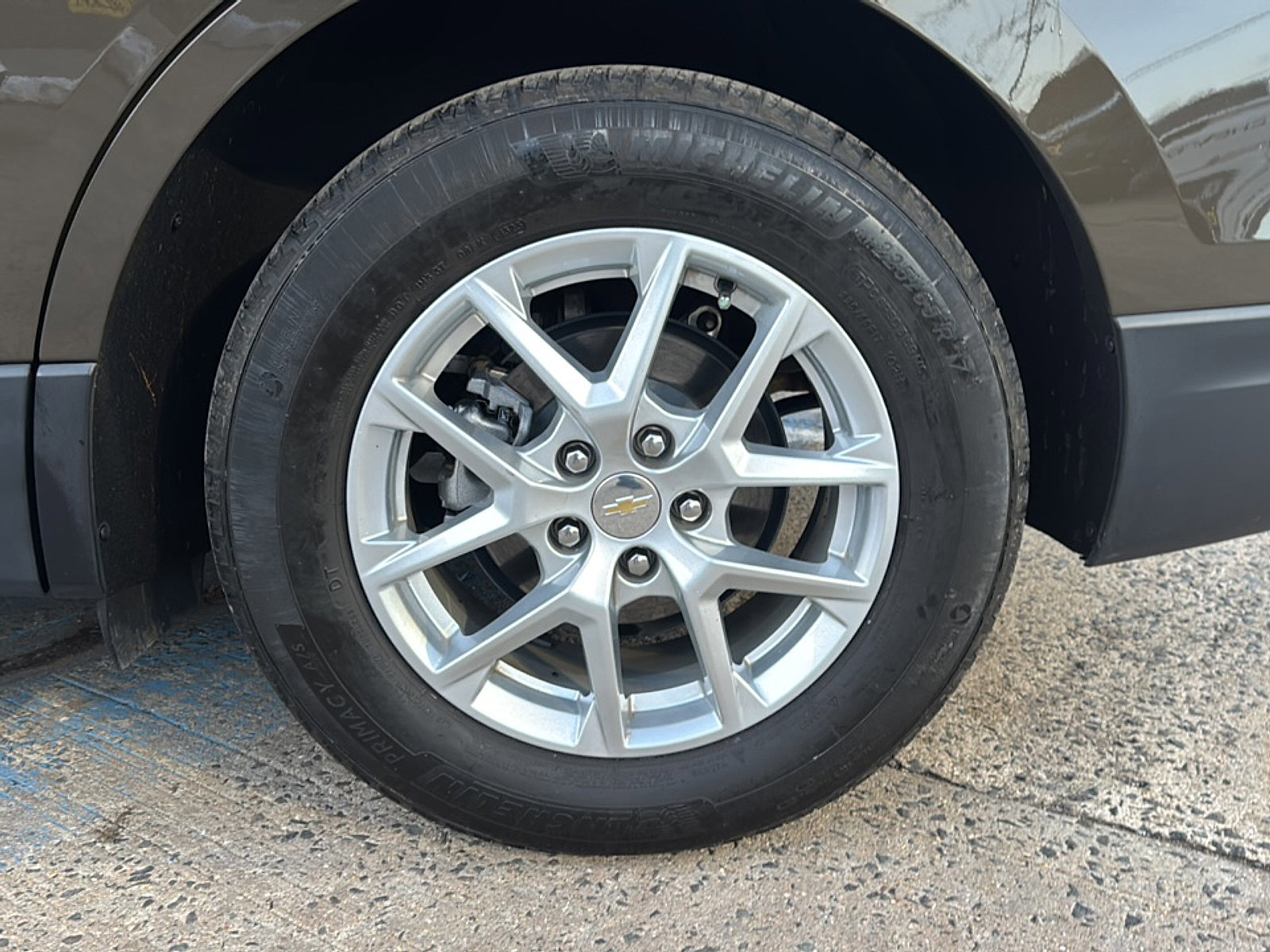 Used 2023 Chevrolet Equinox LT image 41