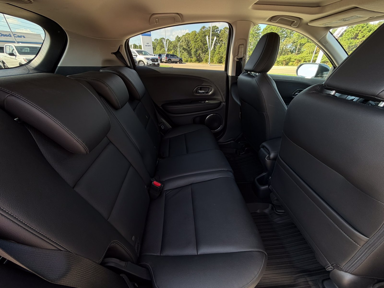 Certified 2022 Honda HR-V EX-L image 29