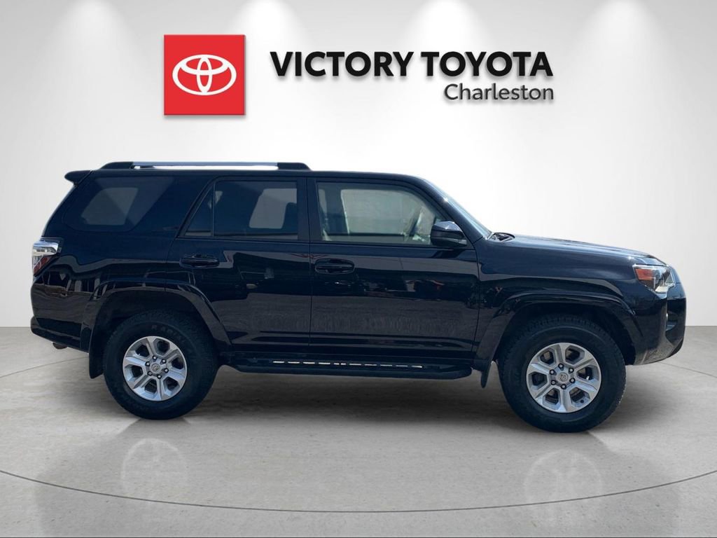 Used 2022 Toyota 4Runner SR5 image 6