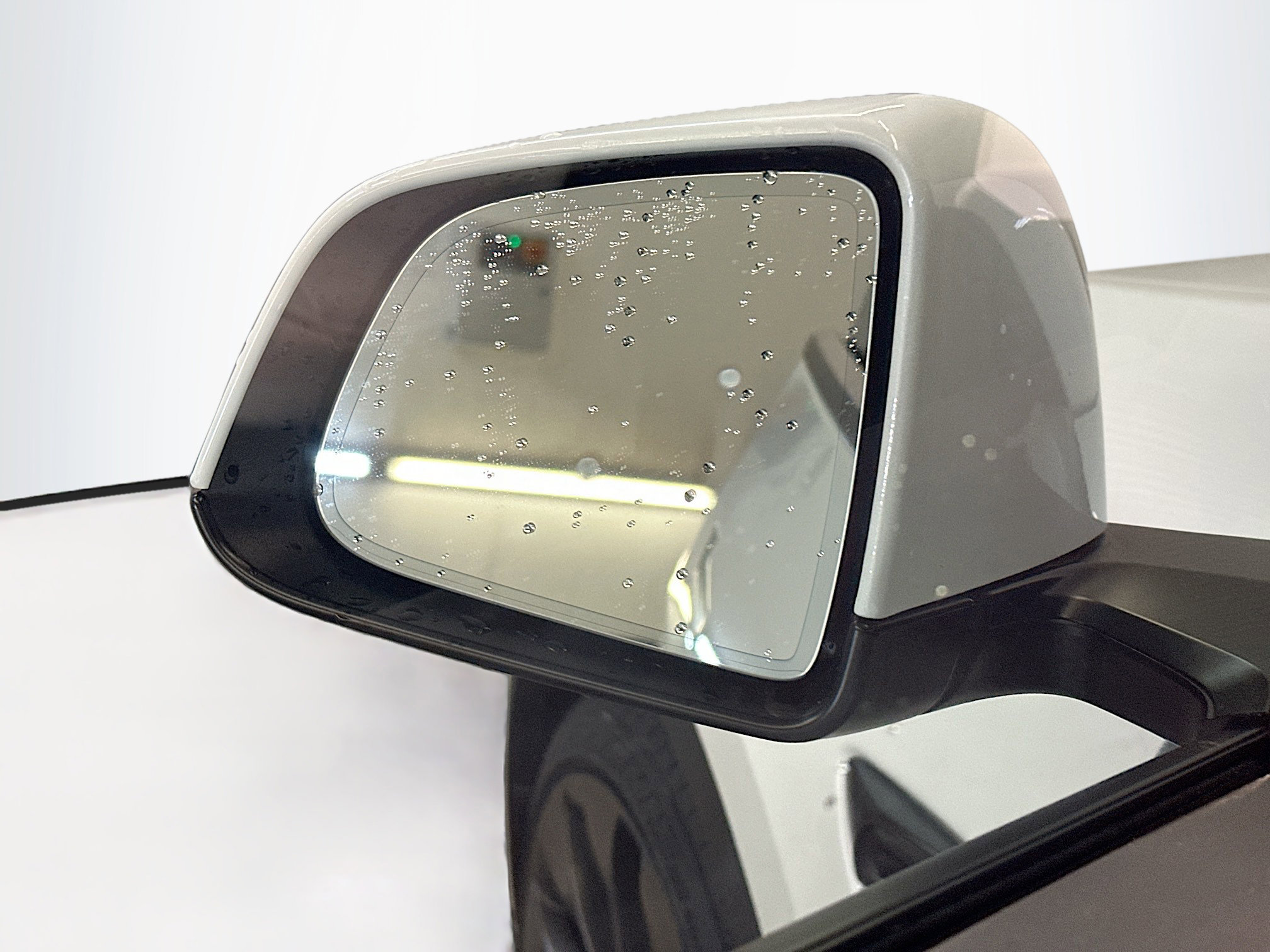 Used 2022 Tesla Model Y Performance AWD/4WD image 16