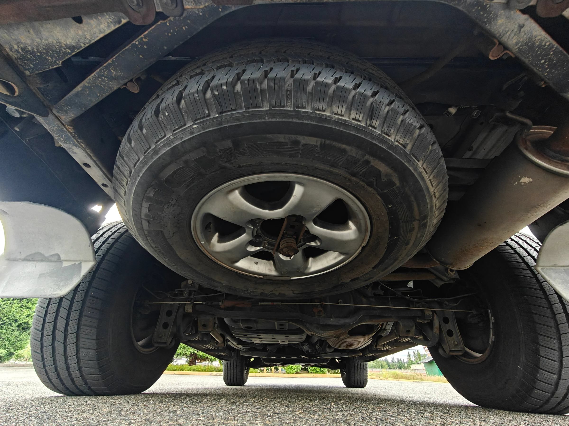 Used 2002 Toyota Land Cruiser AWD/4WD image 49