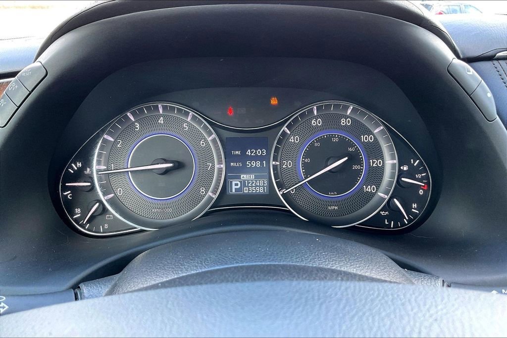 Used 2012 INFINITI QX56 4WD w/ Deluxe Touring Pkg image 12