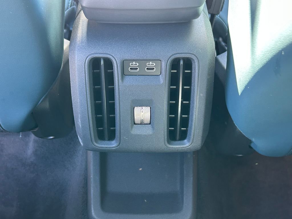 Used 2025 MINI Cooper Countryman S w/ Comfort Package Max image 32