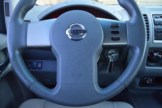 Used 2008 Nissan Frontier SE w/ SE Value Truck Pkg image 17