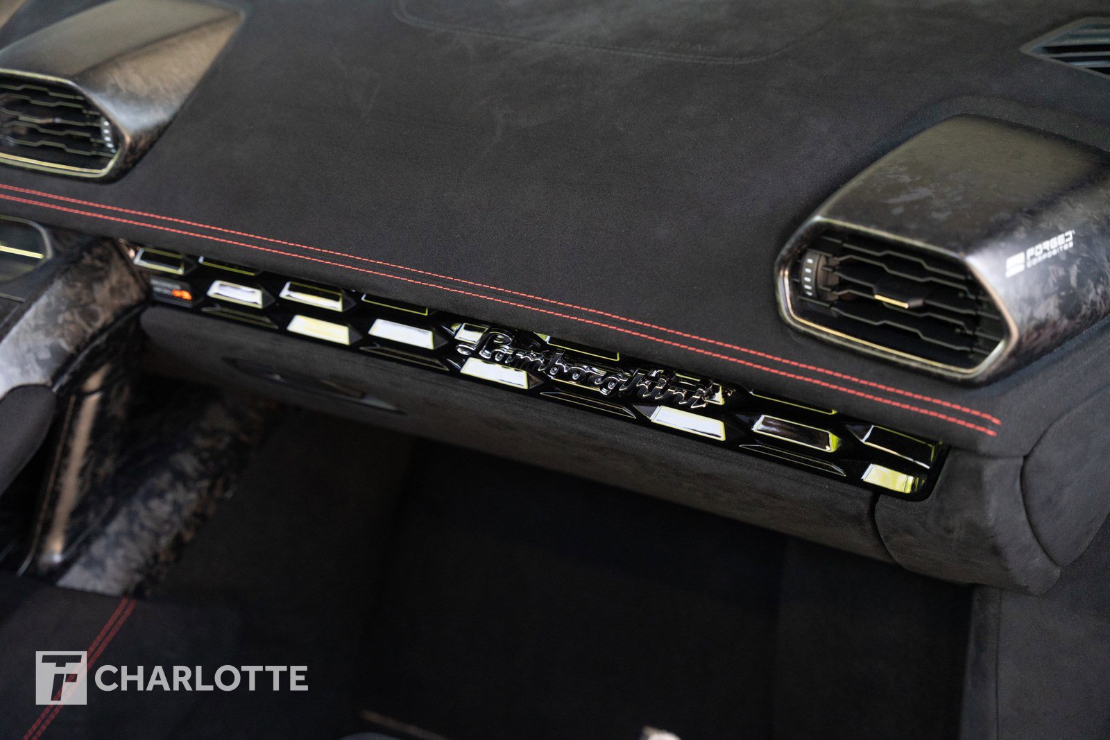 Used 2018 Lamborghini Huracan Performante image 33