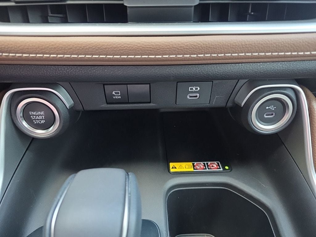 Used 2026 Toyota Grand Highlander AWD image 26