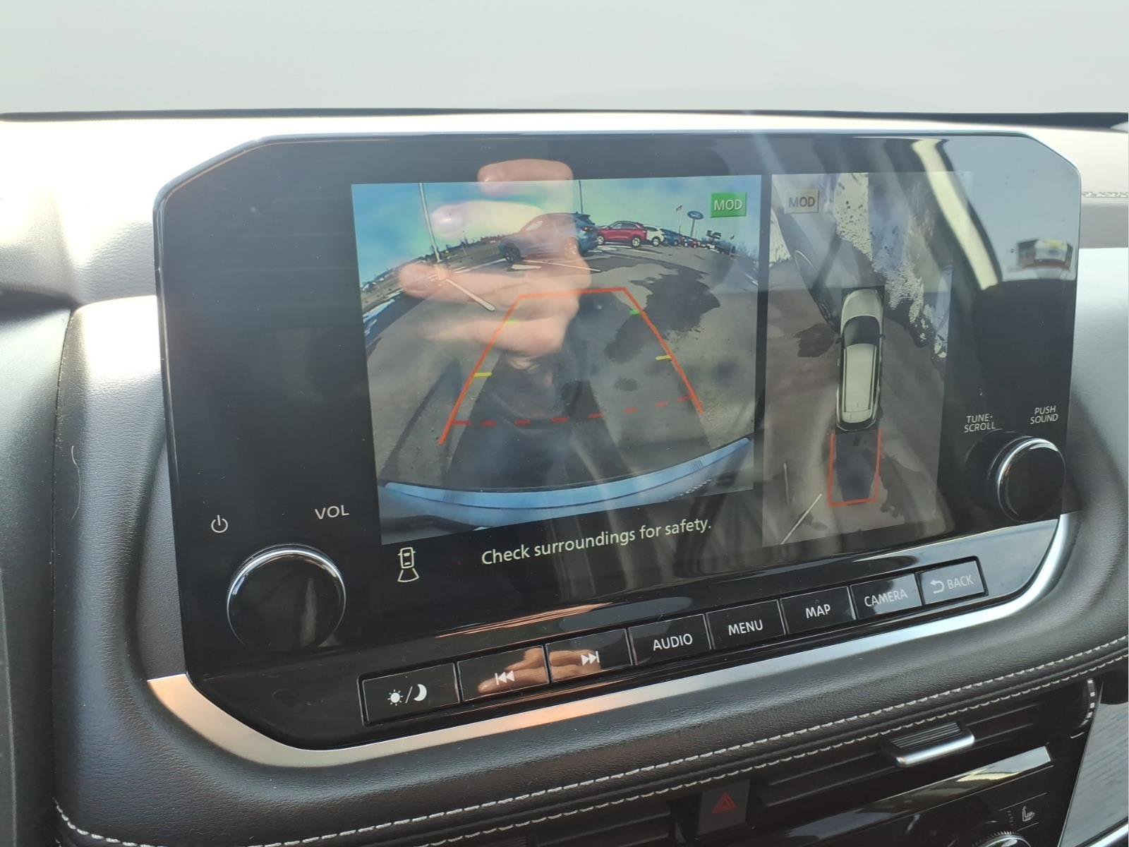 Used 2021 Nissan Rogue Platinum image 23