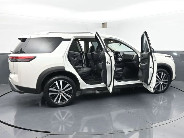 Used 2023 Nissan Pathfinder Platinum AWD/4WD image 48
