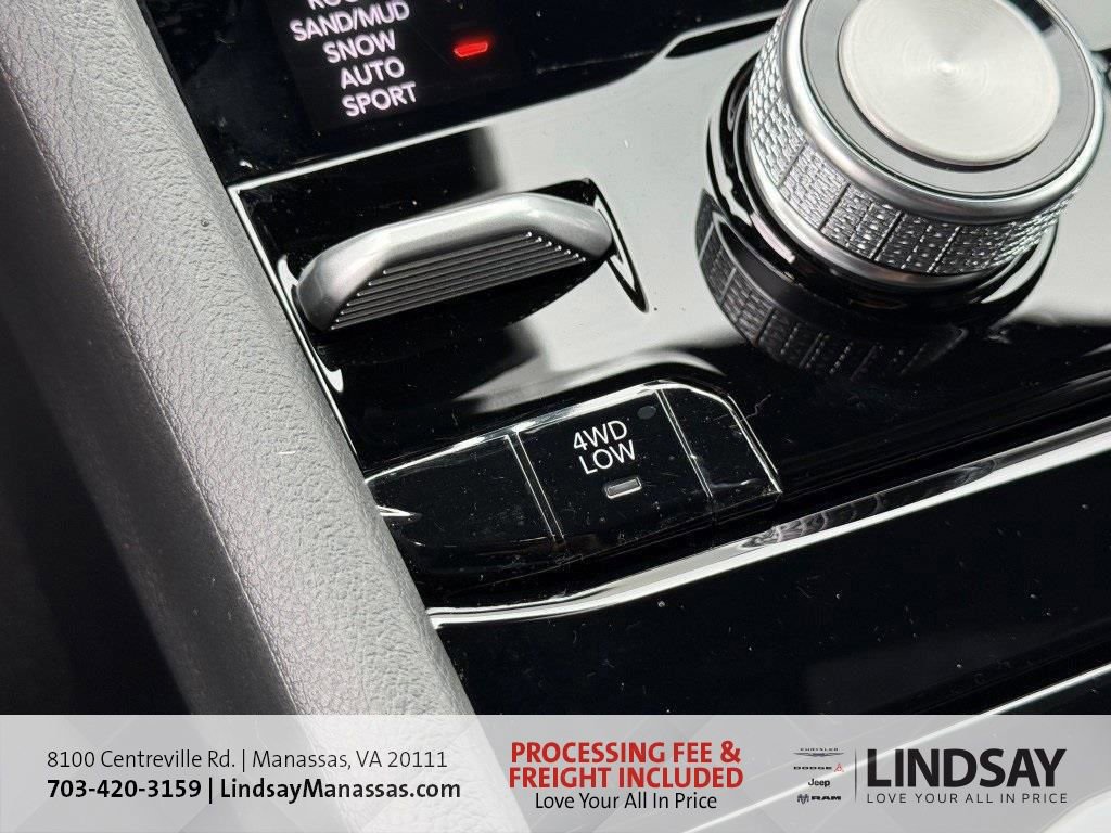 New 2025 Jeep Grand Cherokee Overland w/ Adv Protech Group III image 37