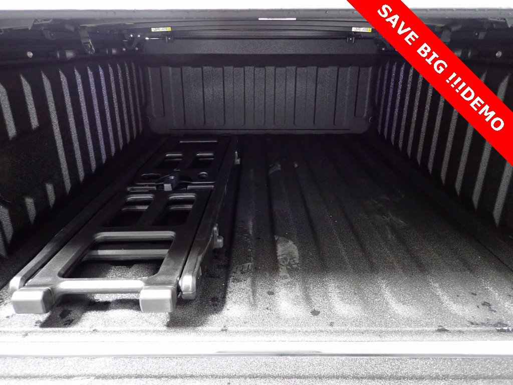 New 2025 RAM 1500 Limited image 17