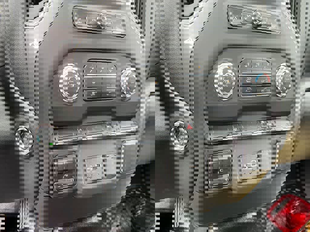 New 2024 GMC Sierra 3500 Pro w/ Convenience Package image 47