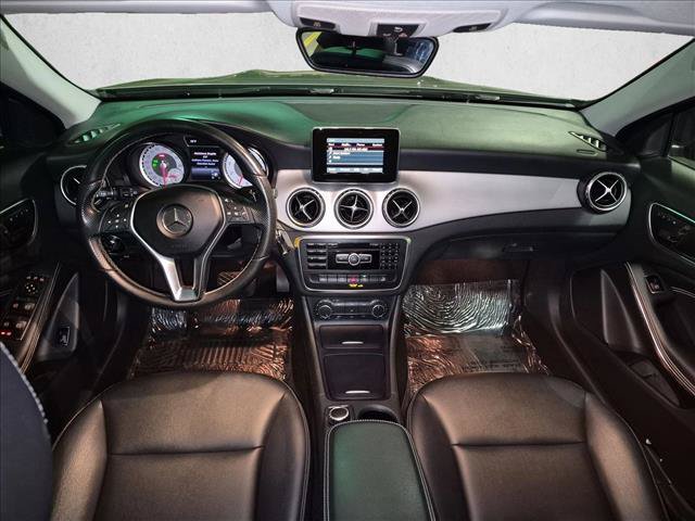 Used 2015 Mercedes-Benz GLA 250 4MATIC image 16