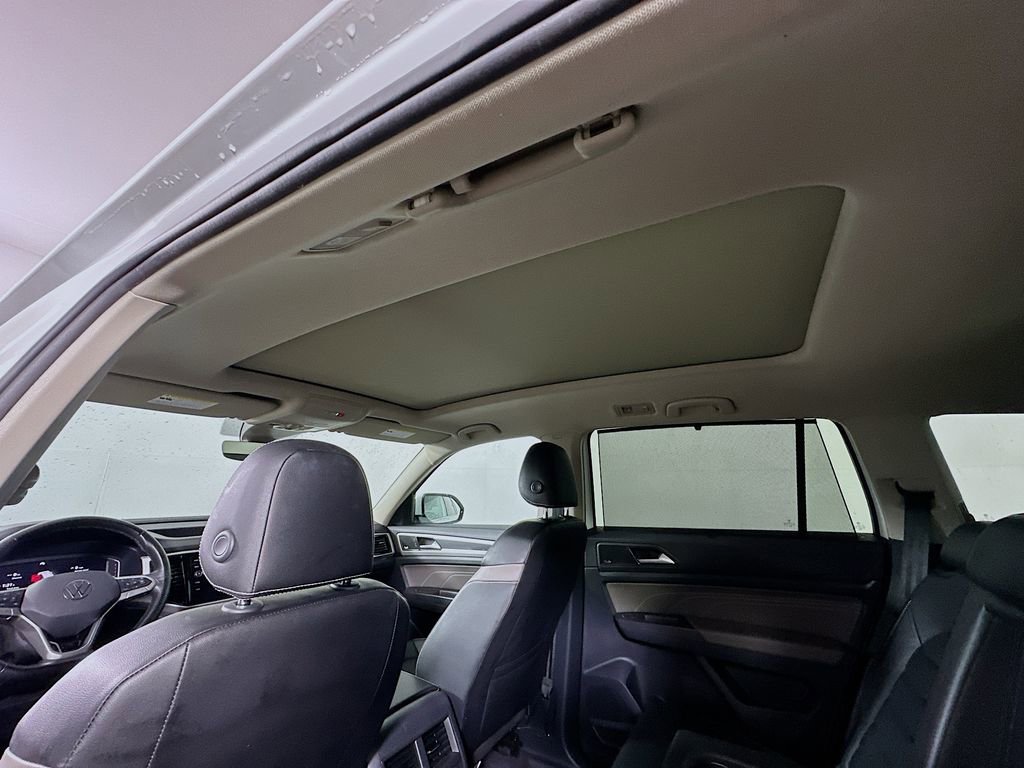 Used 2021 Volkswagen Atlas SEL Premium image 13