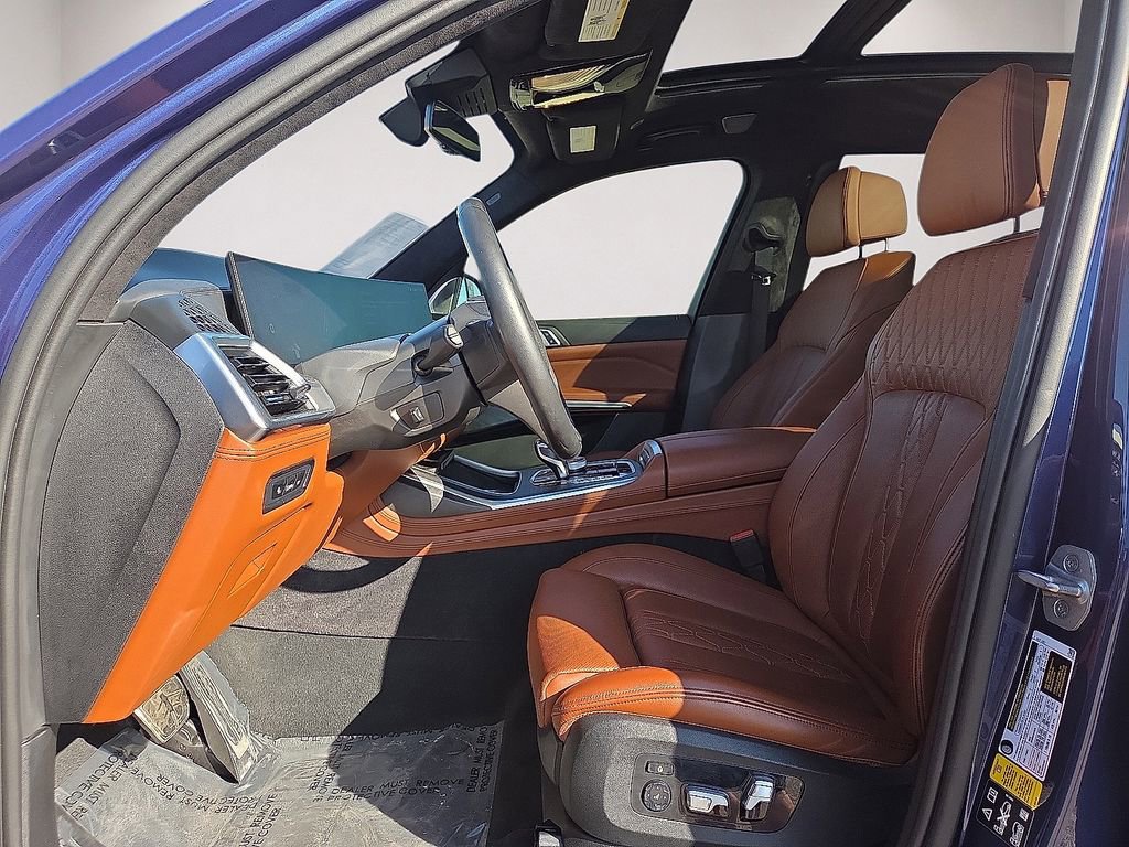 Used 2024 BMW ALPINA XB7 AWD/4WD image 25