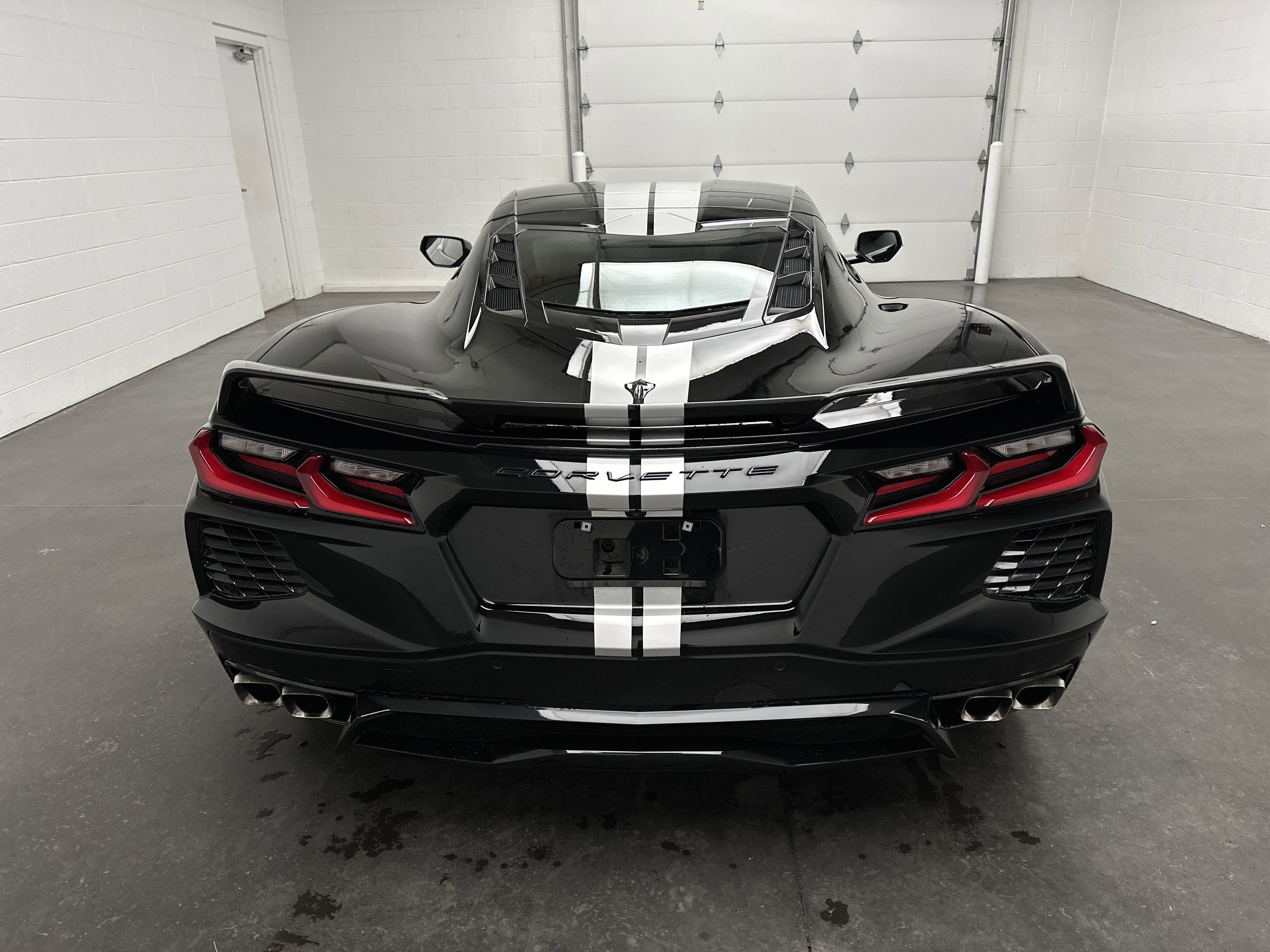 Used 2022 Chevrolet Corvette Stingray Coupe w/ Z51 Performance Package image 6