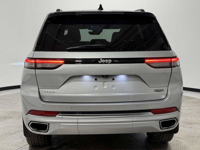Certified 2024 Jeep Grand Cherokee Summit w/ Luxury Tech Group V image 5