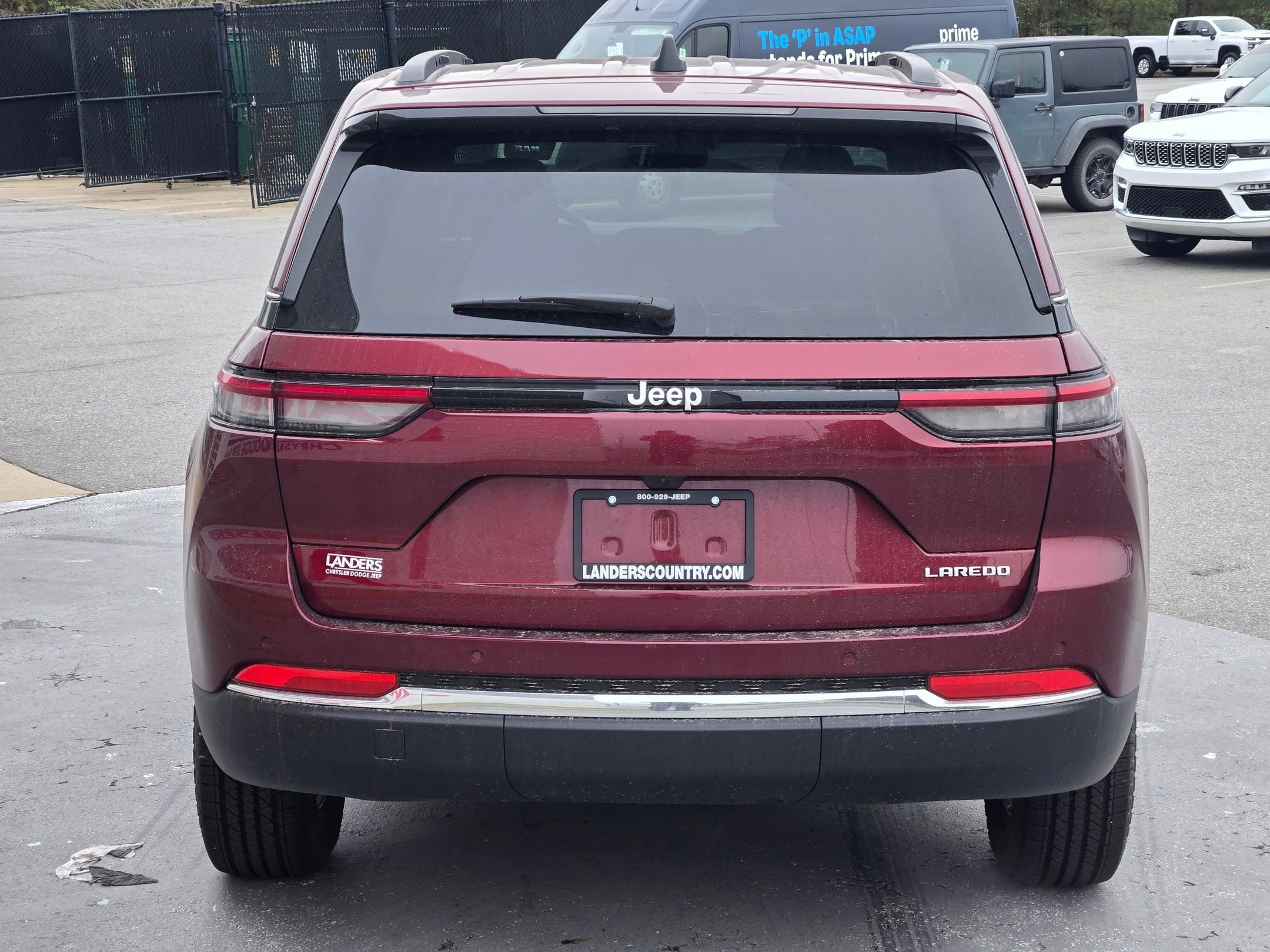 New 2025 Jeep Grand Cherokee Laredo w/ Trailer Tow Package image 6