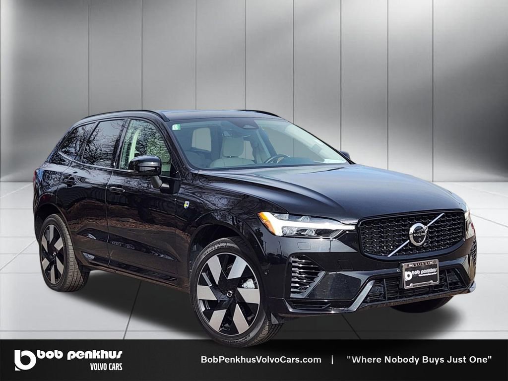 Used 2025 Volvo XC60 T8 Plus w/ Protection Package Premier