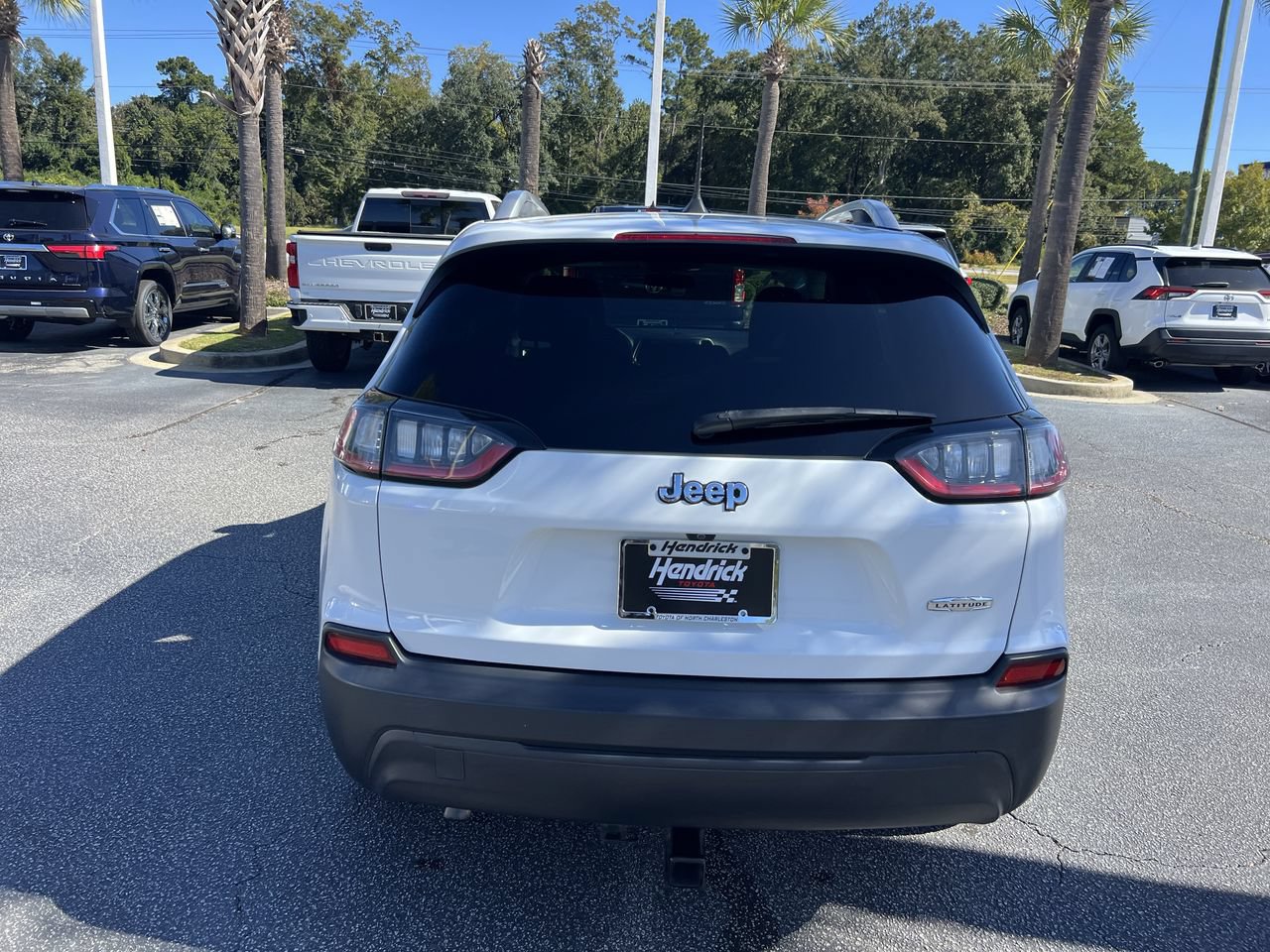 Used 2019 Jeep Cherokee Latitude w/ Popular Appearance Group FWD image 9