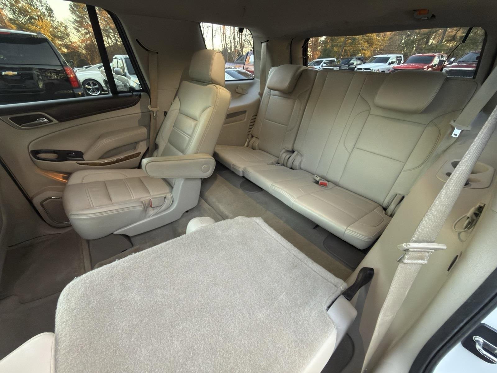 Used 2015 GMC Yukon Denali w/ Open Road Package image 27