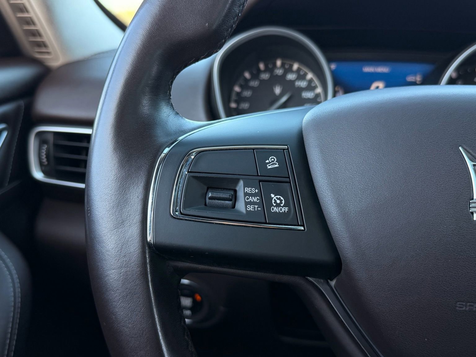 Used 2019 Maserati Levante image 40