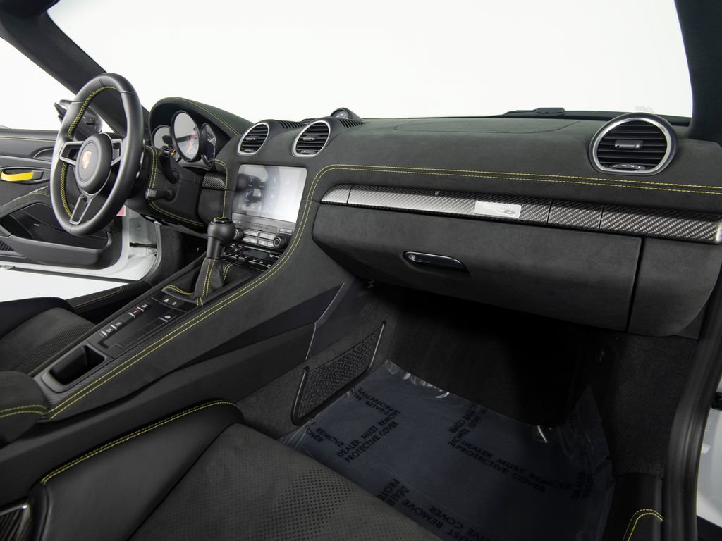 Certified 2025 Porsche 718 Boxster Spyder RS RWD image 30