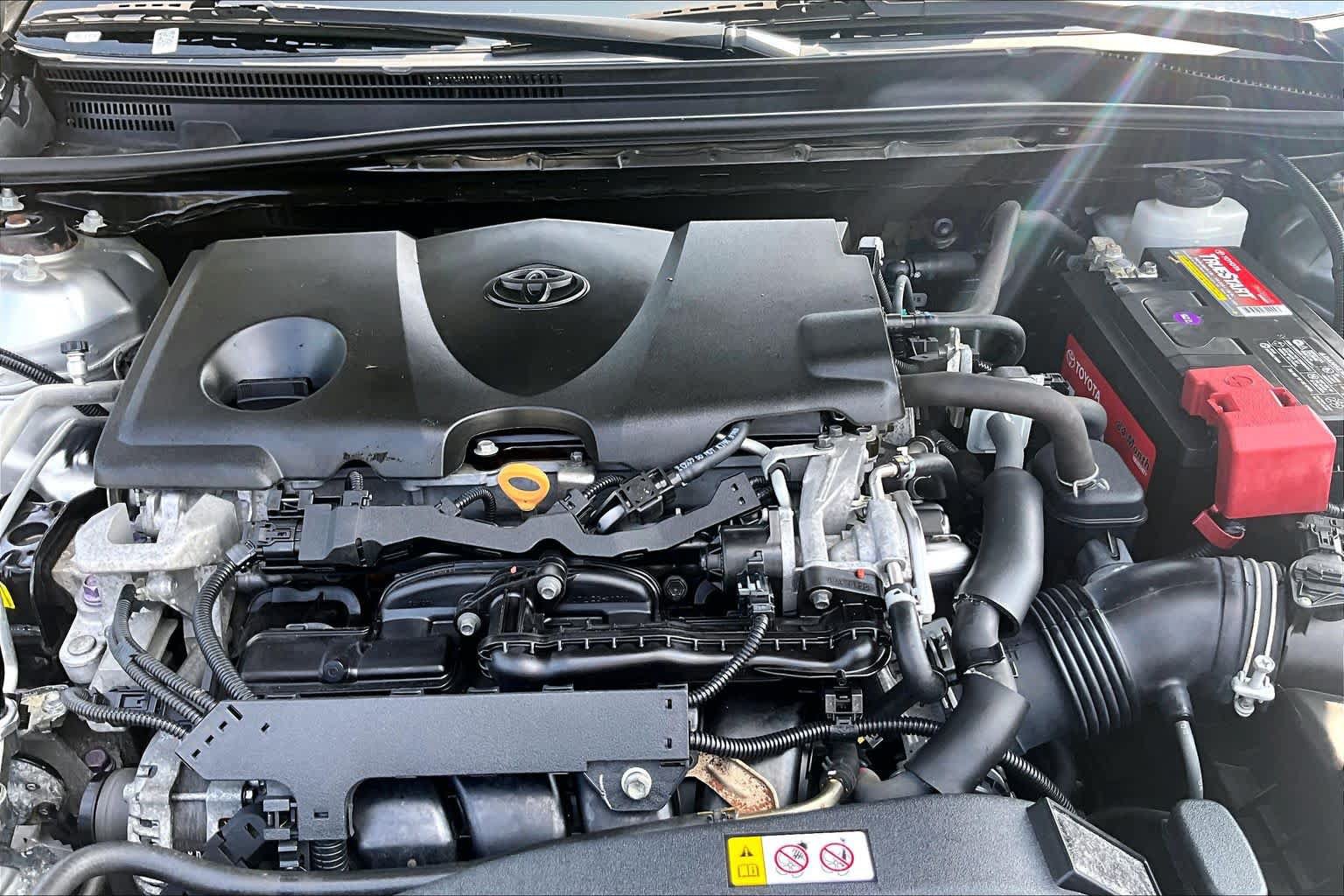Used 2020 Toyota Camry XLE FWD image 31