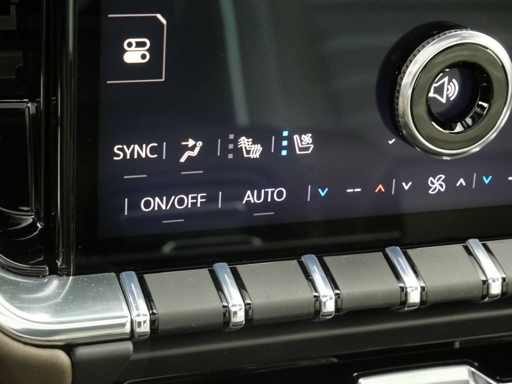 New 2026 GMC Yukon Denali Ultimate AWD/4WD image 24