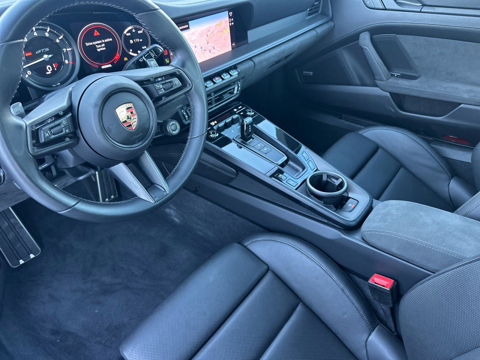 Used 2024 Porsche 911 Carrera GTS image 4