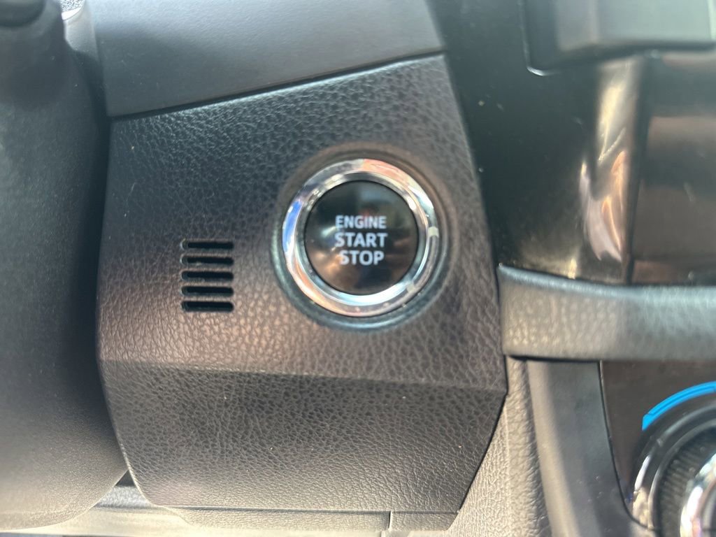 Used 2015 Toyota Corolla S Premium FWD image 11