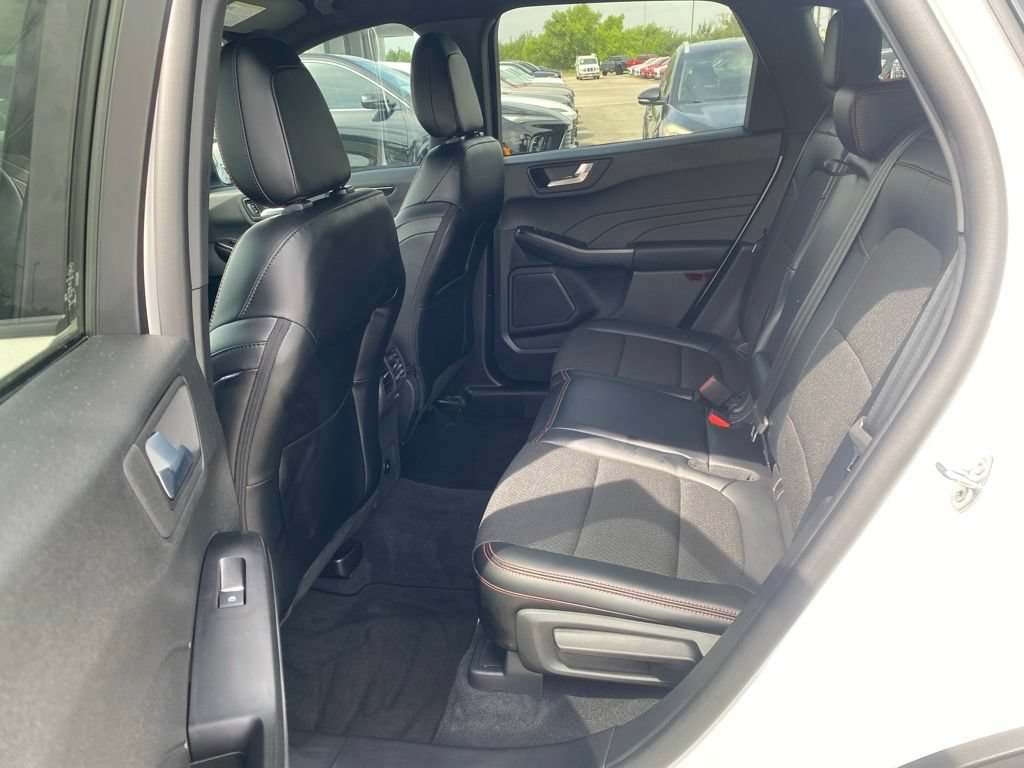 Used 2026 Ford Escape ST-Line w/ Tech Pack #1 FWD image 12